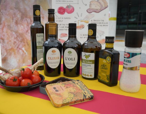 Els olis Vera Extra, Vera Selecta i Vera del Vallès de Mas Curró a la mostra gastronòmica de productes catalans de Seül (Corea del Sud)